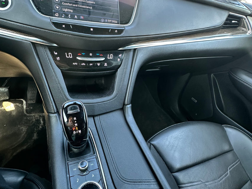 SUV